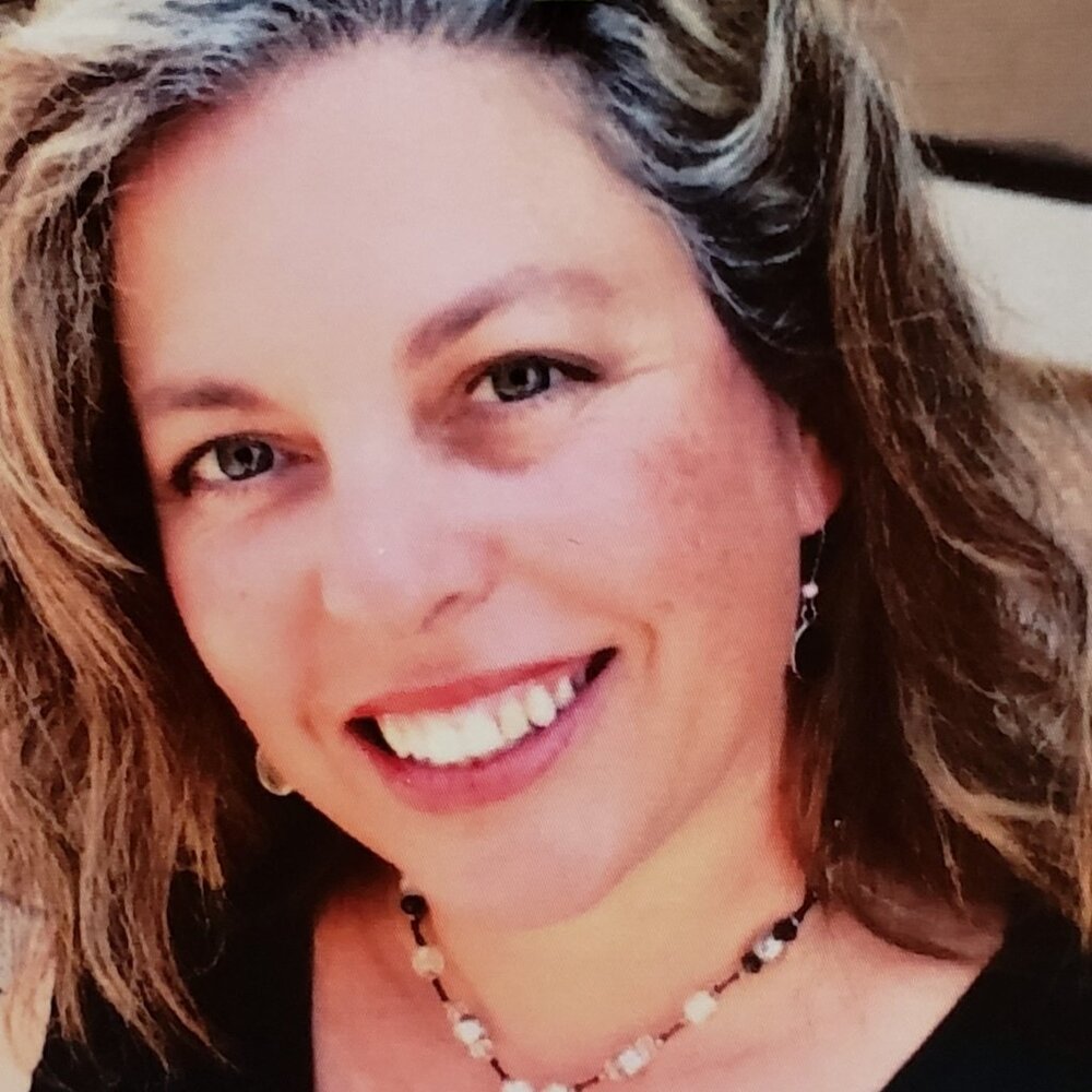 Meet your Posher, E lisa